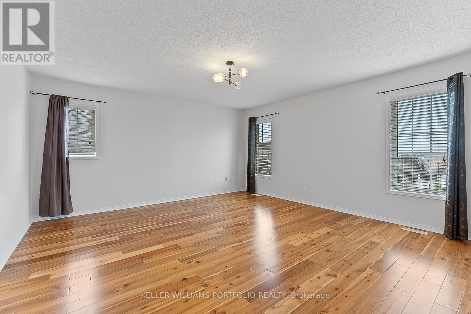 118 Gatwick Drive, Oakville, Ontario  L6H 6V3 - Photo 34 - W12843836