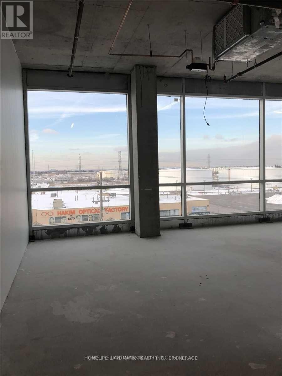 410 - 1275 Finch Avenue W, Toronto, Ontario  M3J 0L5 - Photo 7 - W12843856