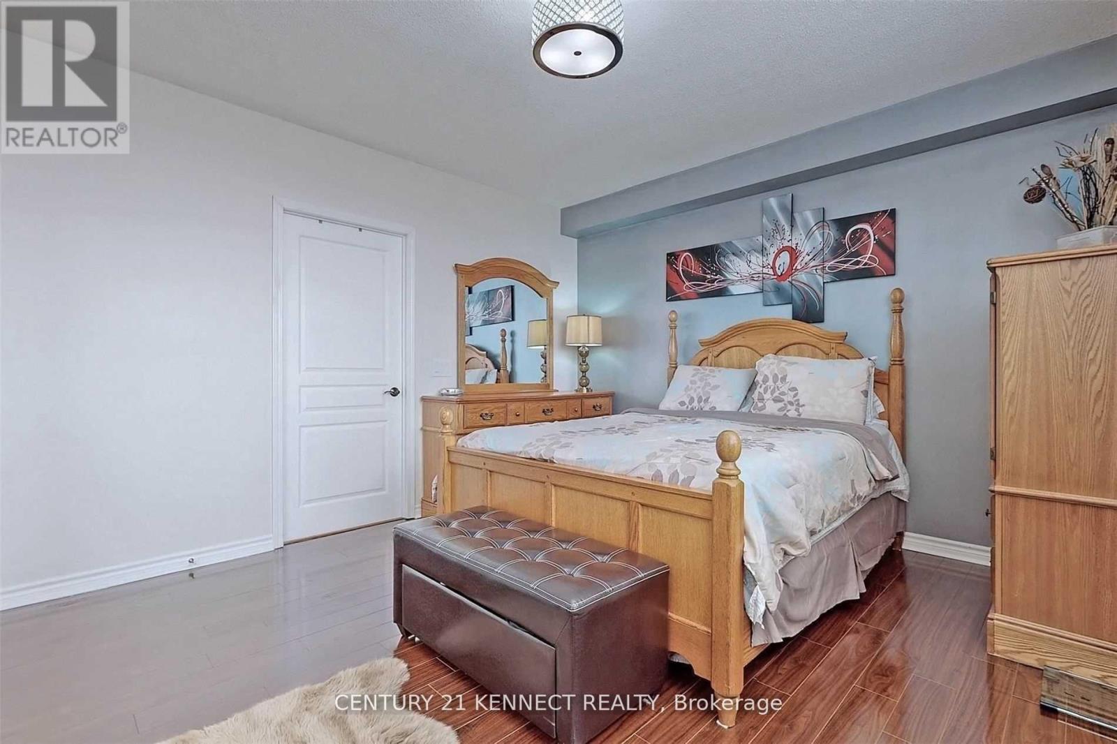 1203 - 200 Burnhamthorpe Road E, Mississauga, Ontario  L5A 4L4 - Photo 13 - W12843880