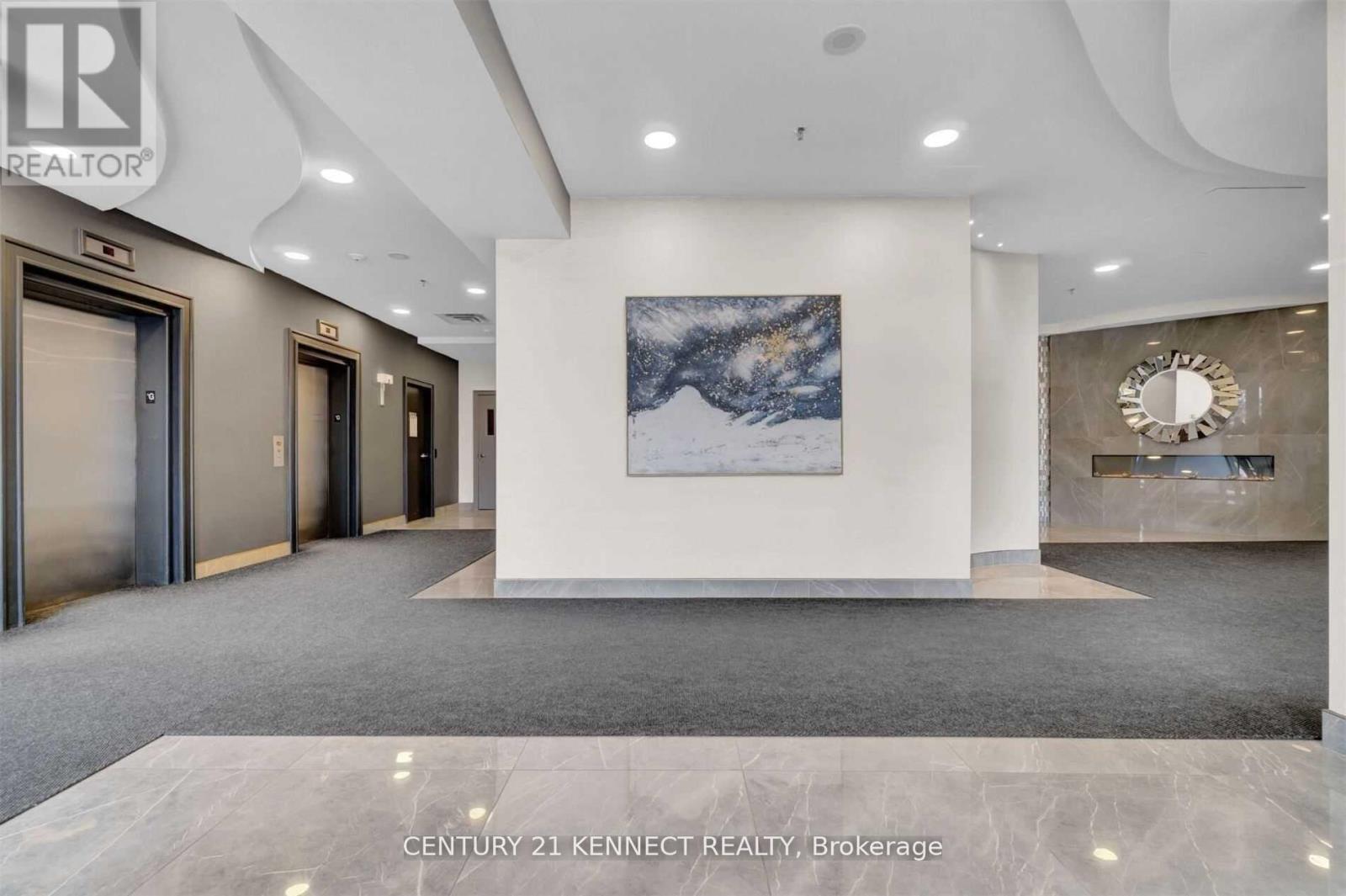 1203 - 200 Burnhamthorpe Road E, Mississauga, Ontario  L5A 4L4 - Photo 6 - W12843880