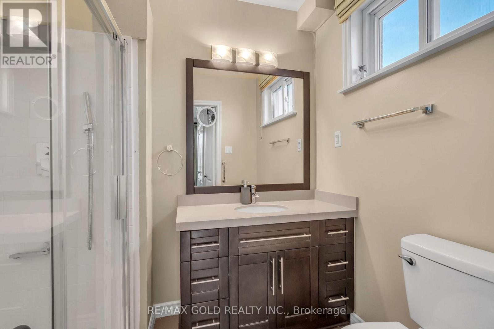 22 Tortoise Court, Brampton (Vales Of Castlemore), Ontario  L6P 0A1 - Photo 28 - W12843936