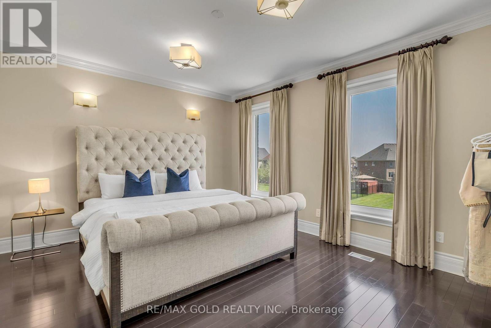 22 Tortoise Court, Brampton (Vales Of Castlemore), Ontario  L6P 0A1 - Photo 29 - W12843936