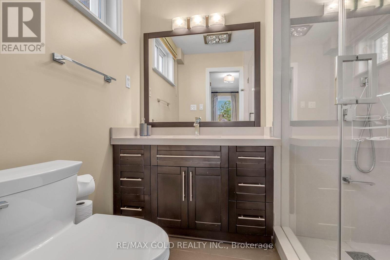 22 Tortoise Court, Brampton (Vales Of Castlemore), Ontario  L6P 0A1 - Photo 33 - W12843936