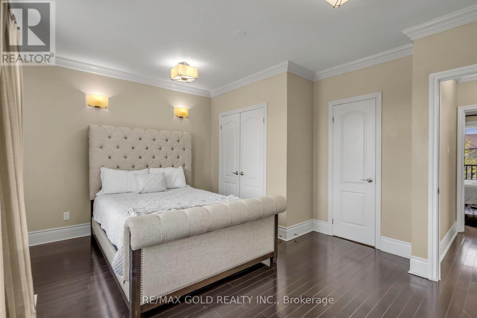 22 Tortoise Court, Brampton (Vales Of Castlemore), Ontario  L6P 0A1 - Photo 35 - W12843936