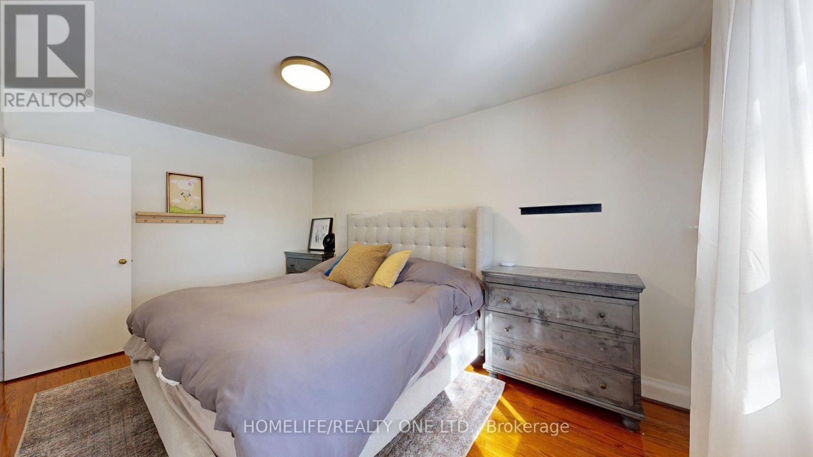 247 Berry Road, Toronto, Ontario  M8Y 1X8 - Photo 19 - W12843962