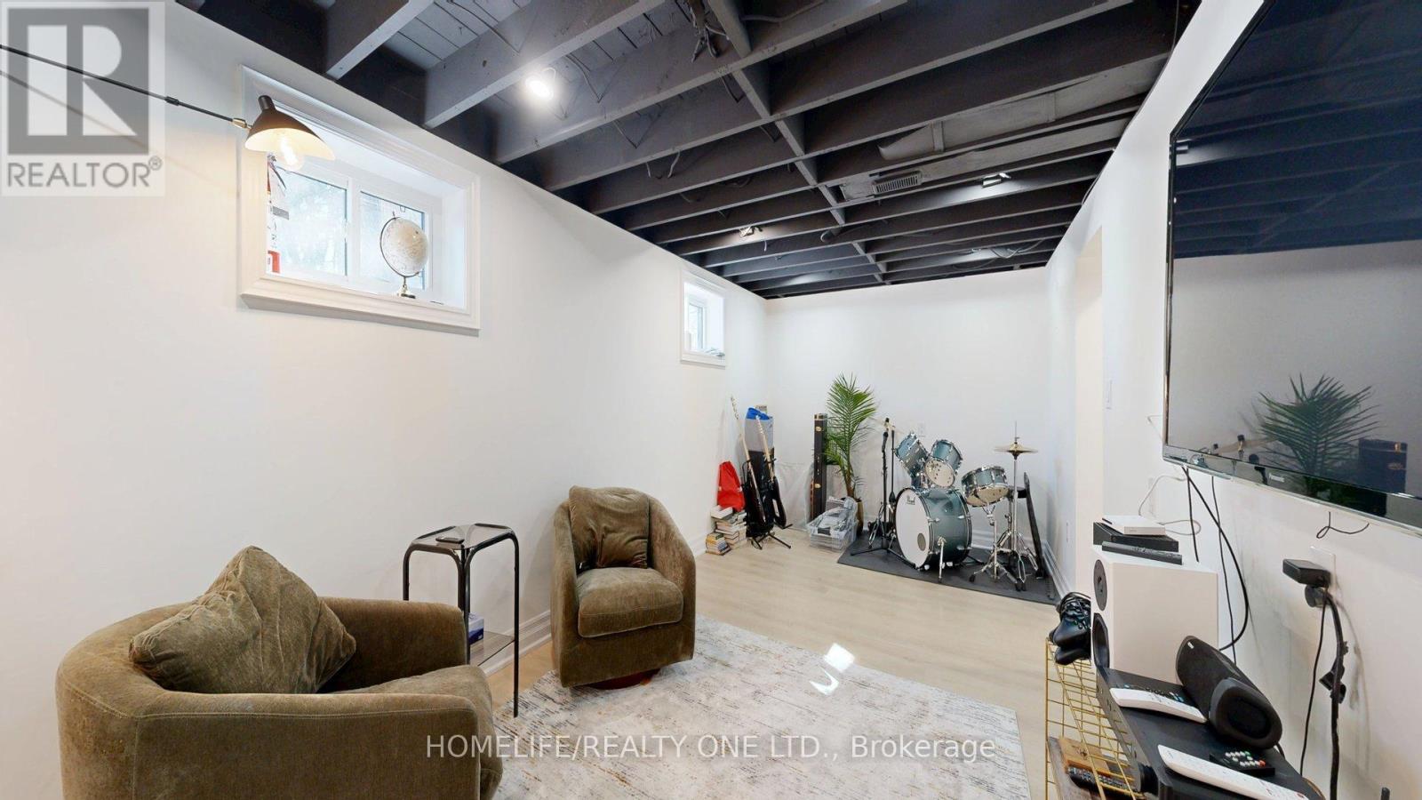 247 Berry Road, Toronto, Ontario  M8Y 1X8 - Photo 30 - W12843962