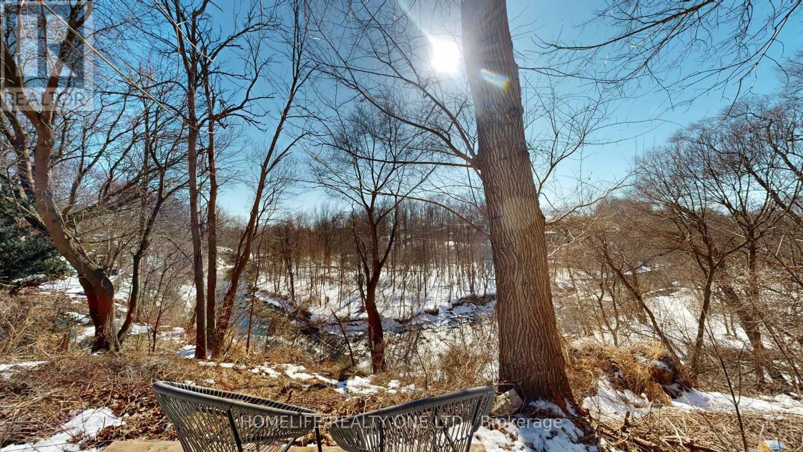 247 Berry Road, Toronto, Ontario  M8Y 1X8 - Photo 36 - W12843962