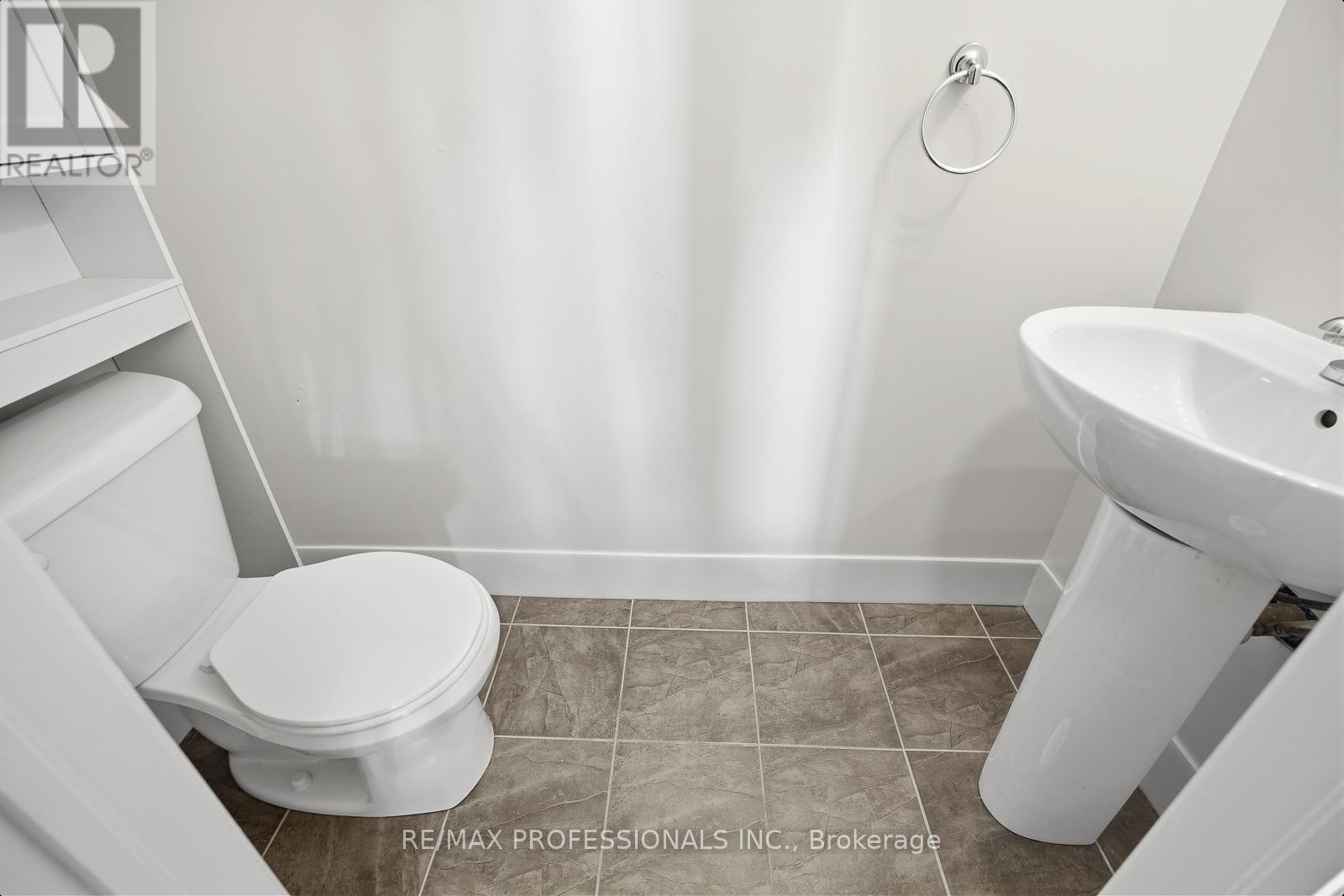 3-04 - 2420 Baronwood Drive, Oakville, Ontario  L6M 0X6 - Photo 18 - W12843964