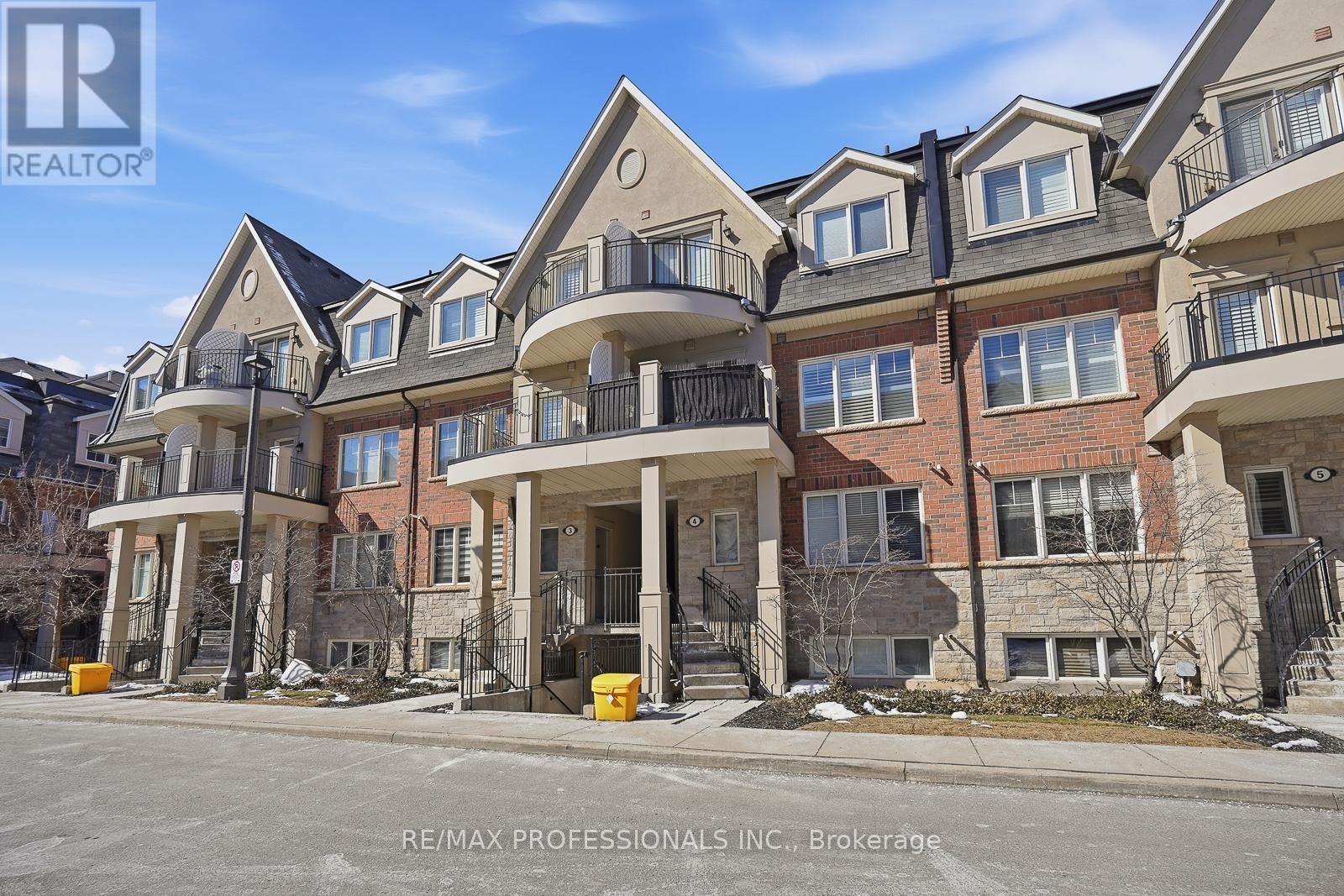 3-04 - 2420 Baronwood Drive, Oakville, Ontario  L6M 0X6 - Photo 2 - W12843964