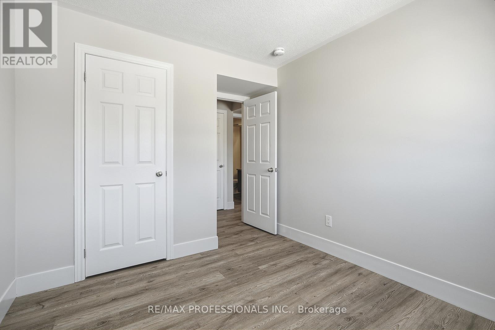 3-04 - 2420 Baronwood Drive, Oakville, Ontario  L6M 0X6 - Photo 26 - W12843964