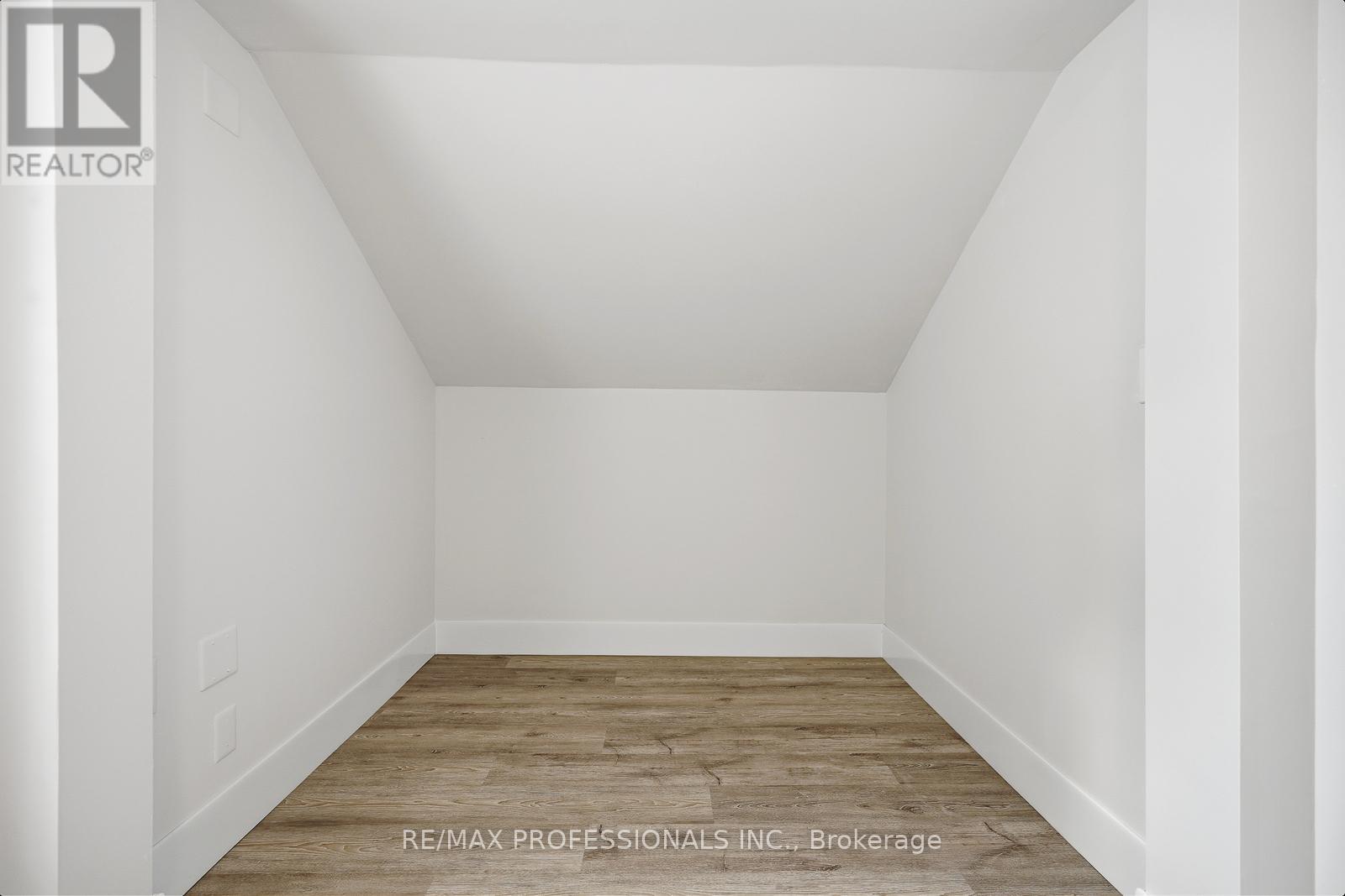 3-04 - 2420 Baronwood Drive, Oakville, Ontario  L6M 0X6 - Photo 30 - W12843964