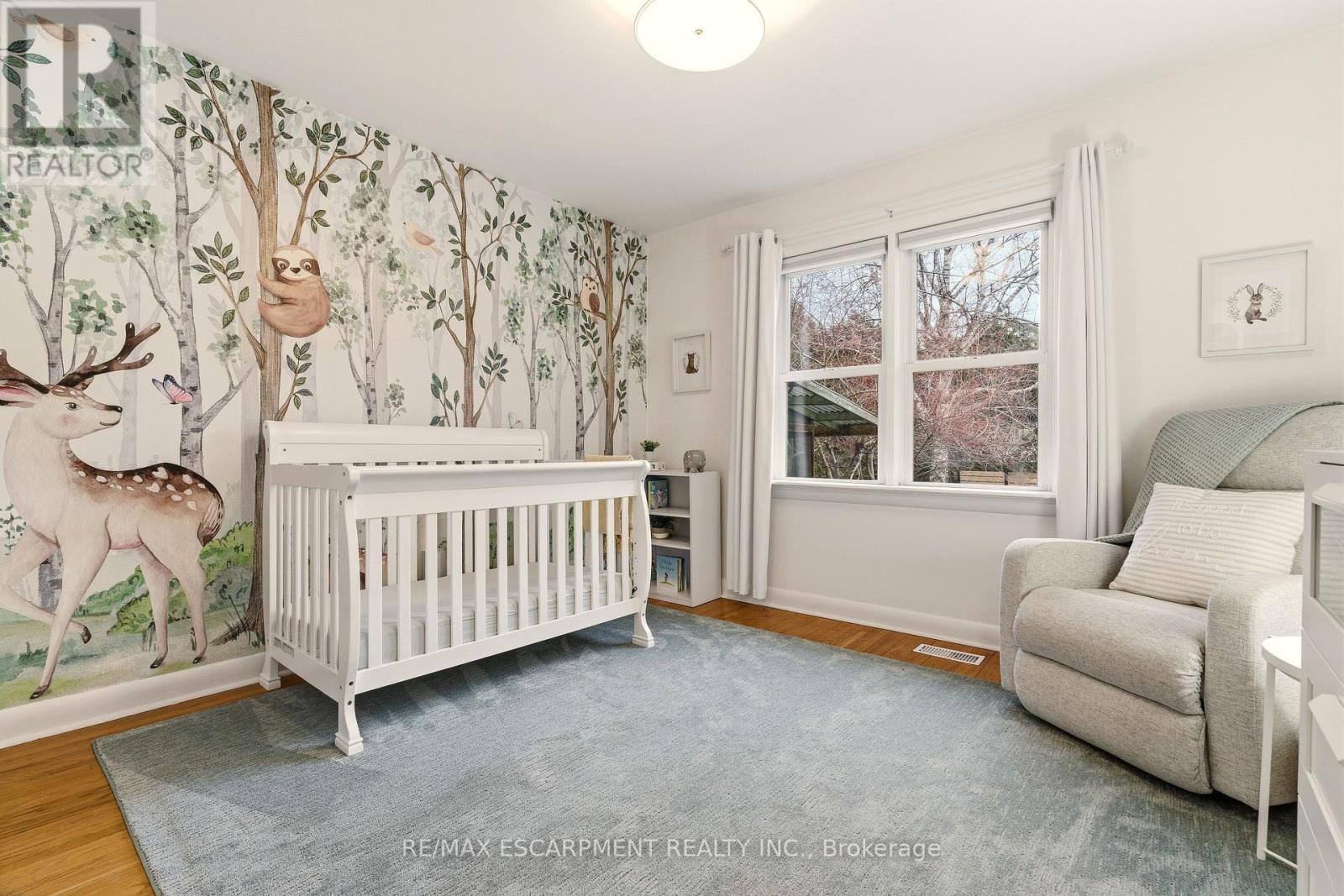 411 Pepper Drive, Burlington, Ontario  L7R 3E1 - Photo 16 - W12843972