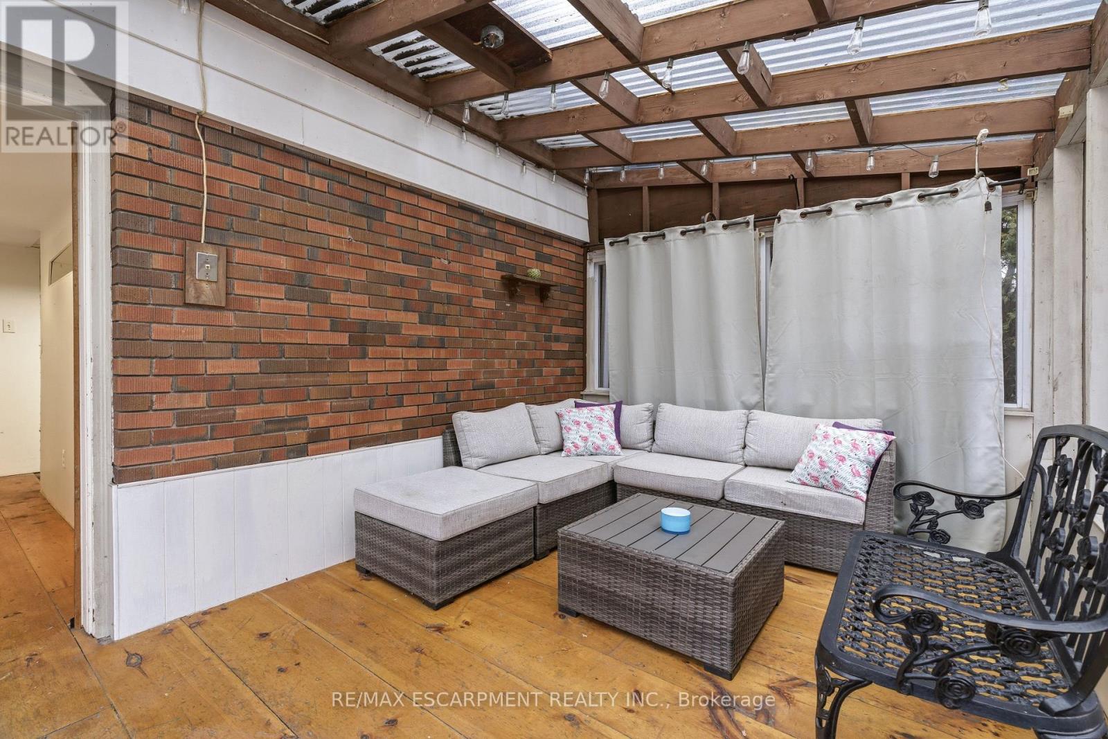 411 Pepper Drive, Burlington, Ontario  L7R 3E1 - Photo 40 - W12843972