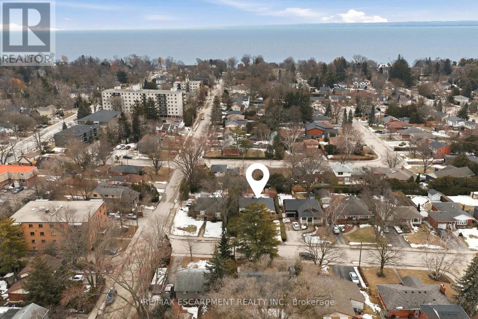 411 Pepper Drive, Burlington, Ontario  L7R 3E1 - Photo 47 - W12843972