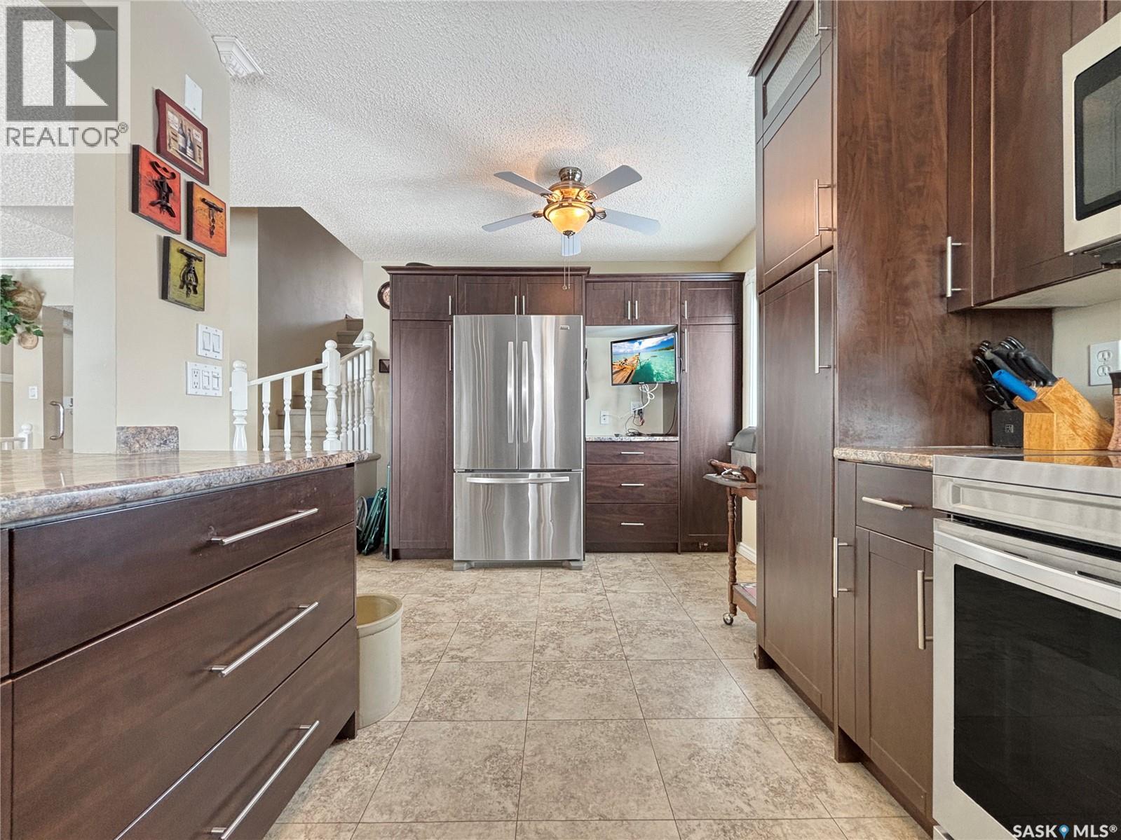 247 Stacey Crescent, Saskatoon, Saskatchewan  S7L 7A9 - Photo 10 - SK029674