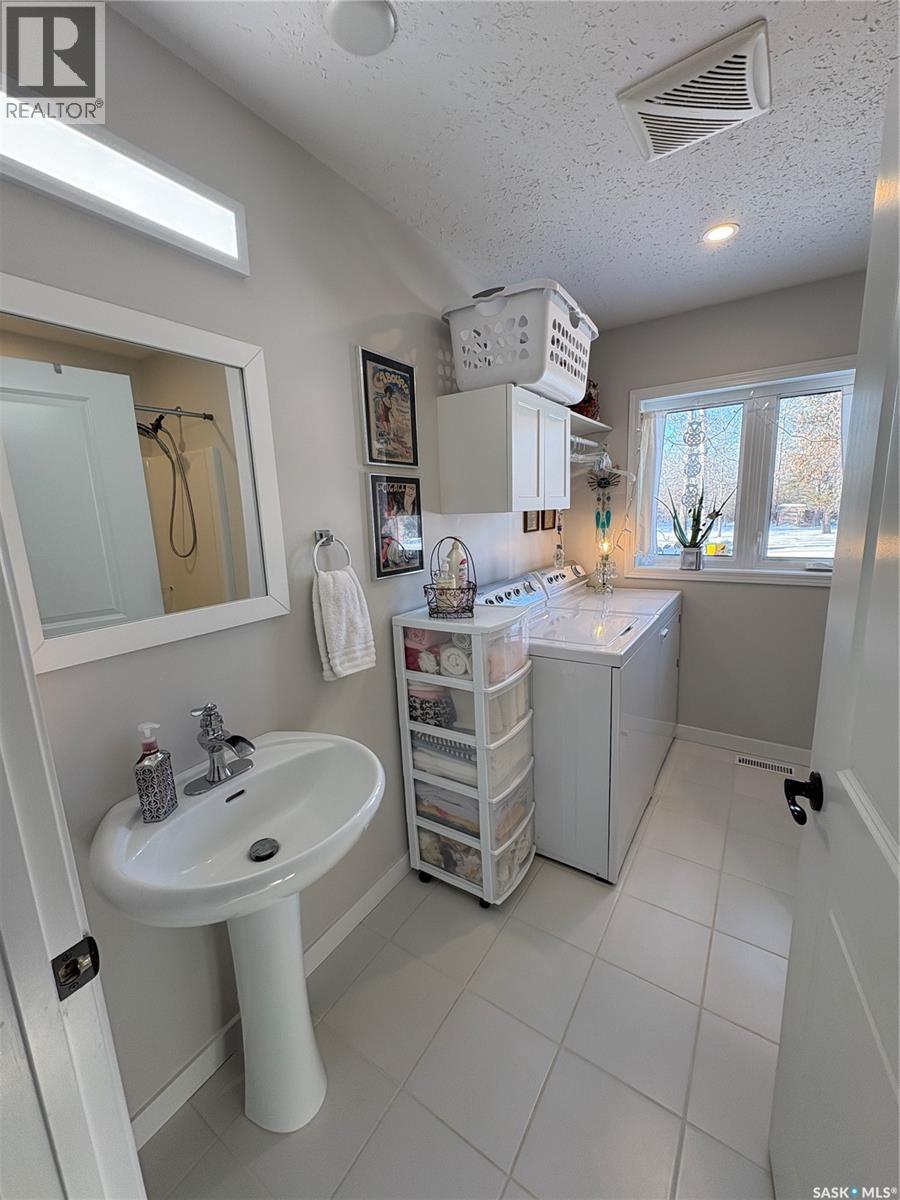 Walker Road Acreage, Buckland Rm No. 491, Saskatchewan  S6V 5R3 - Photo 18 - SK029559