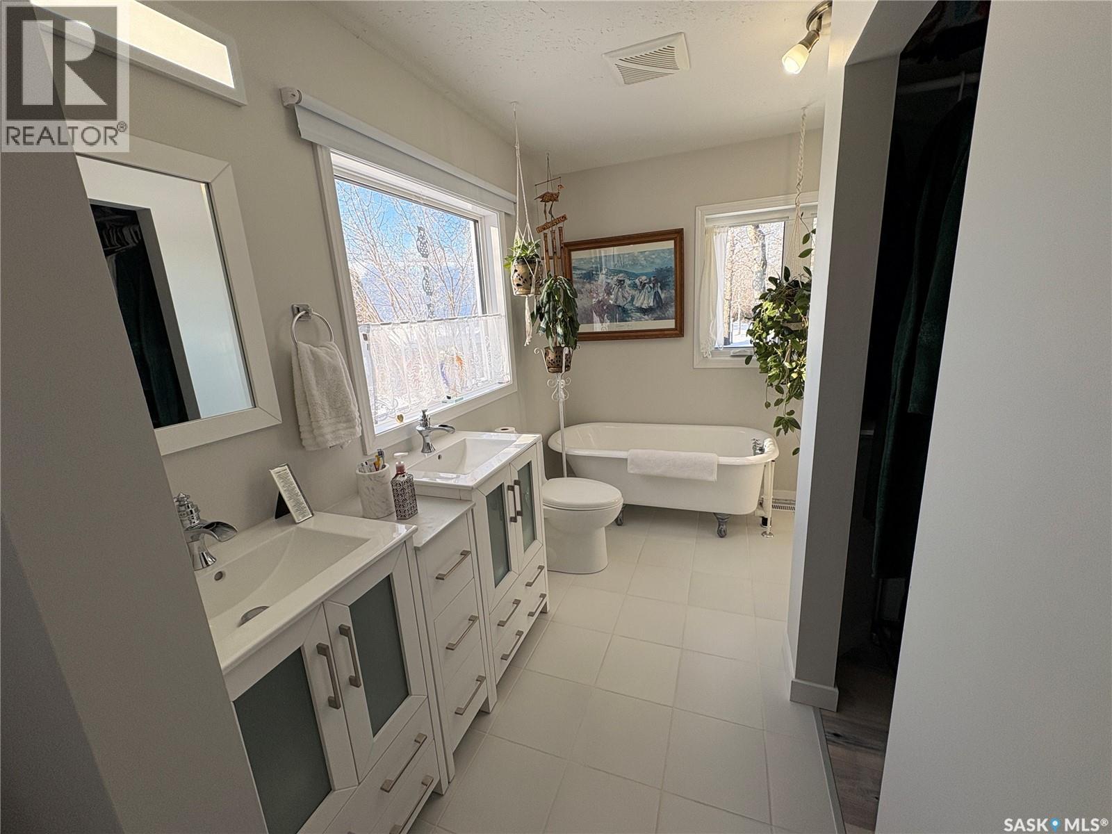 Walker Road Acreage, Buckland Rm No. 491, Saskatchewan  S6V 5R3 - Photo 21 - SK029559