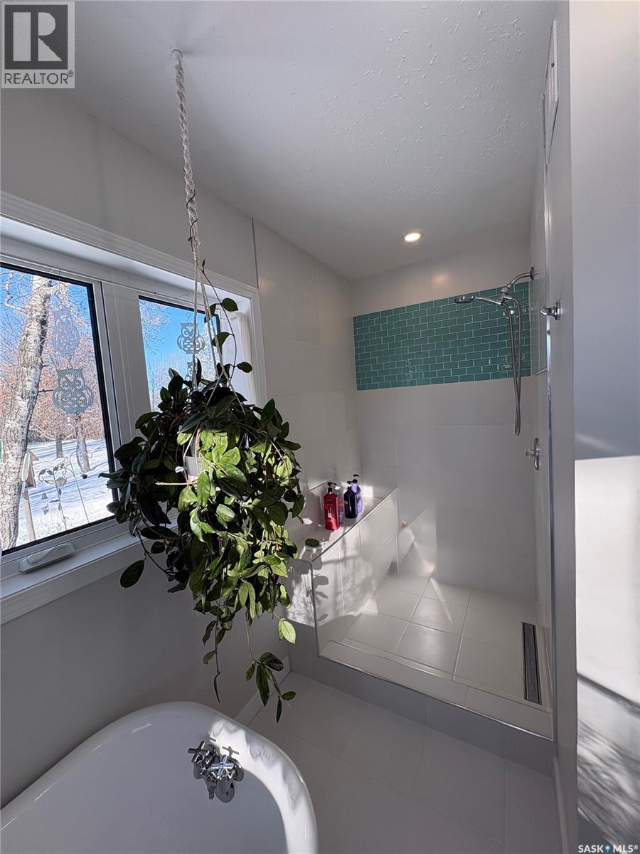 Walker Road Acreage, Buckland Rm No. 491, Saskatchewan  S6V 5R3 - Photo 23 - SK029559