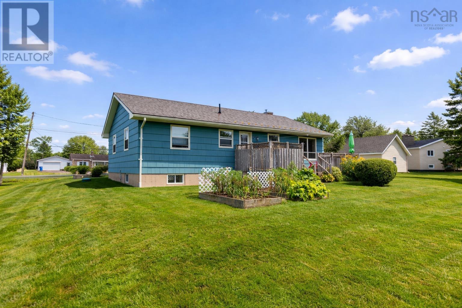 148 D'orsay Road, East Amherst, Nova Scotia  B4H 3Y2 - Photo 13 - 202603637