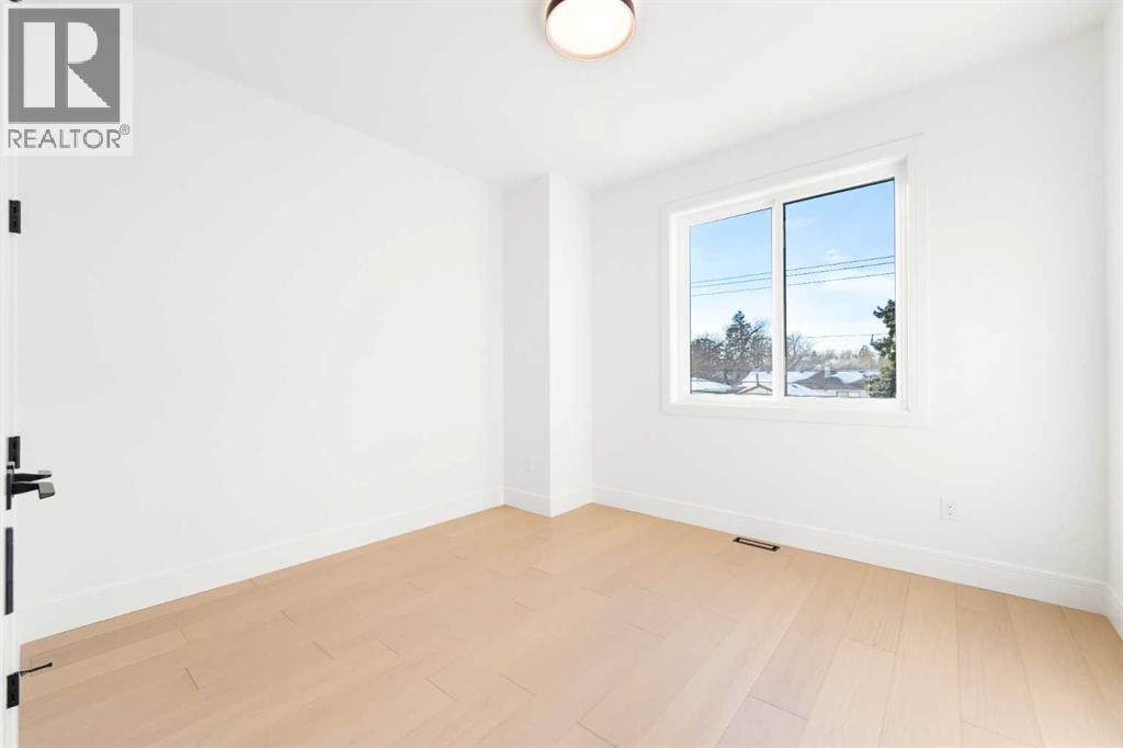 2105 7 Street Ne, Calgary, Alberta  T2E 4C7 - Photo 30 - A2286239