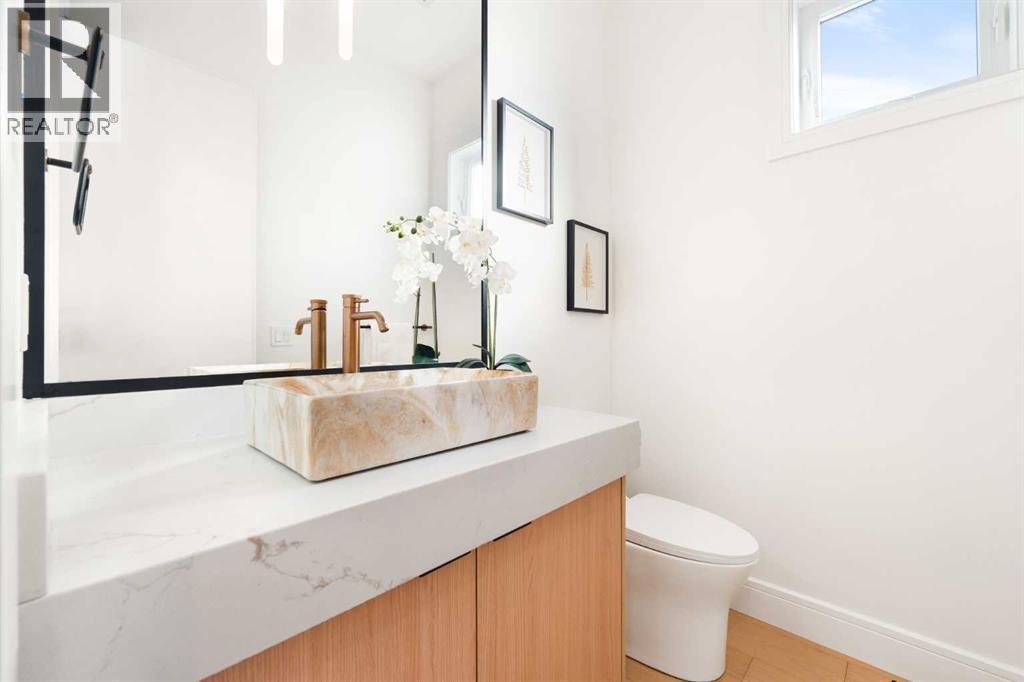 2105 7 Street Ne, Calgary, Alberta  T2E 4C7 - Photo 19 - A2286239