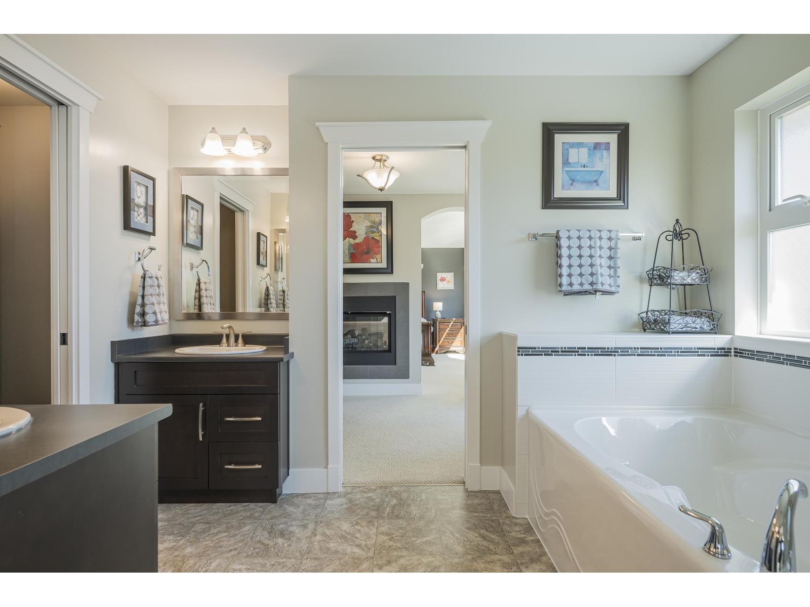 16364 60a Avenue, Surrey, British Columbia  V3S 2H7 - Photo 25 - R3095316