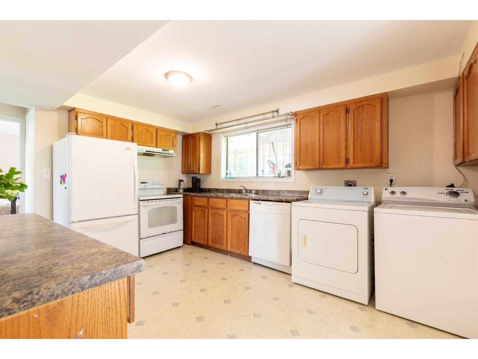 32344 Mallard Place, Mission, British Columbia  V2V 5N8 - Photo 31 - R3095235