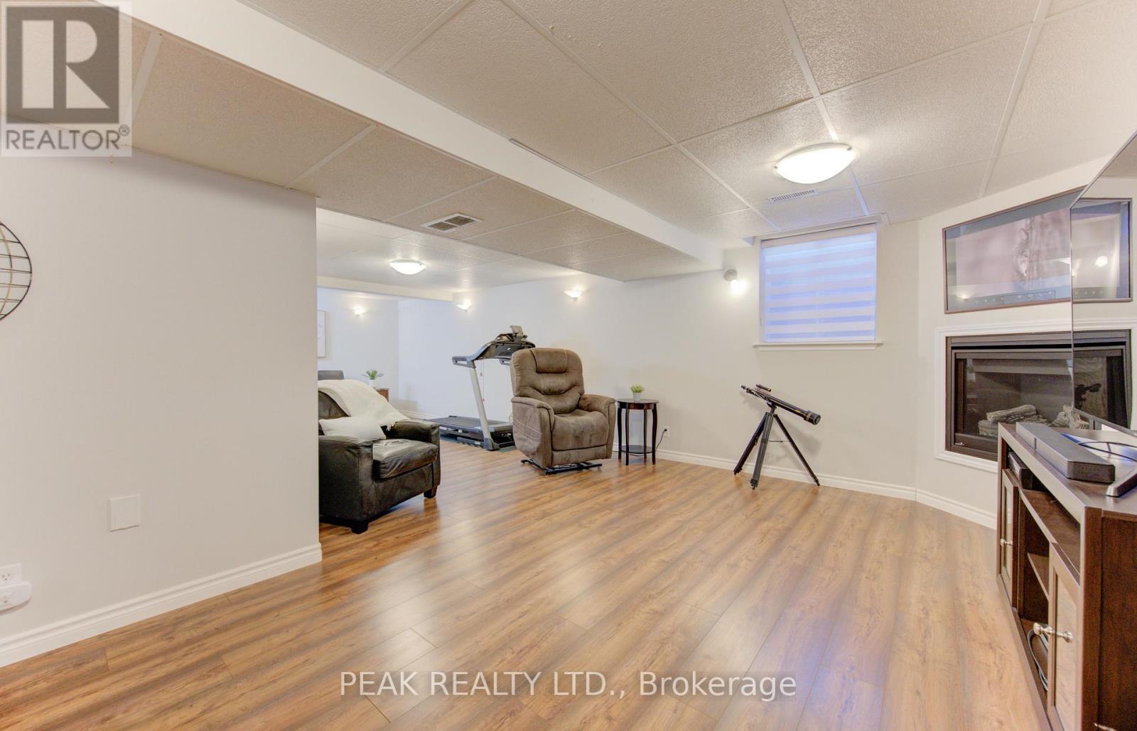 105 Stiefelmeyer Crescent, Wilmot, Ontario  N3A 4K6 - Photo 32 - X12843688