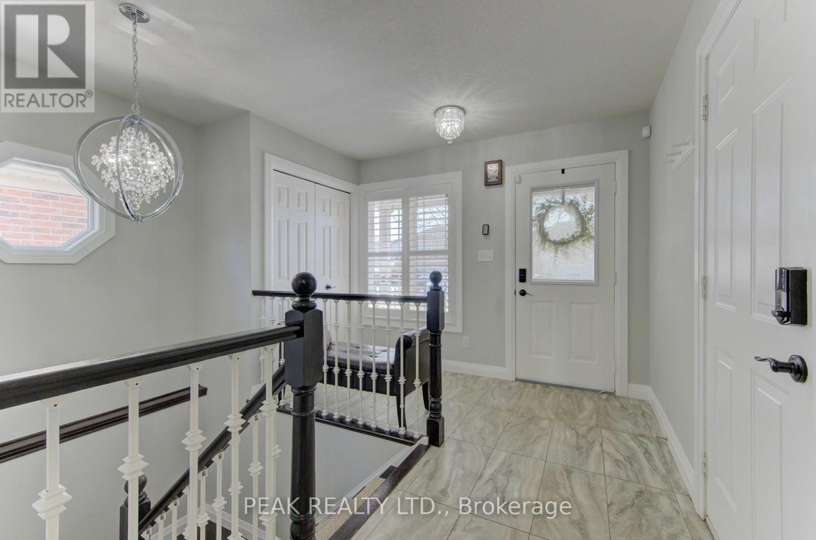 105 Stiefelmeyer Crescent, Wilmot, Ontario  N3A 4K6 - Photo 9 - X12843688