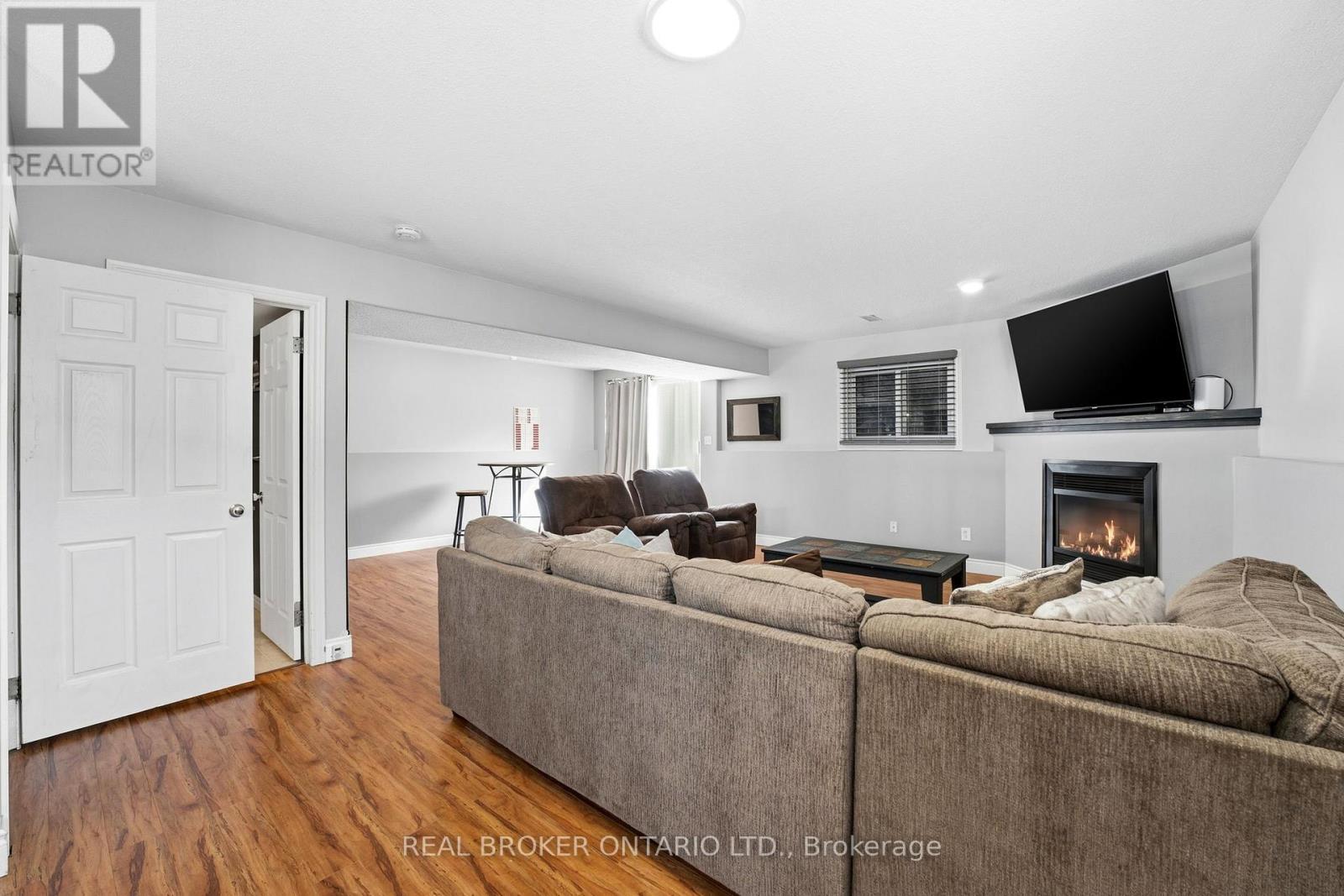 25 Bitternut Place, Woolwich, Ontario  N3B 3L2 - Photo 16 - X12843722