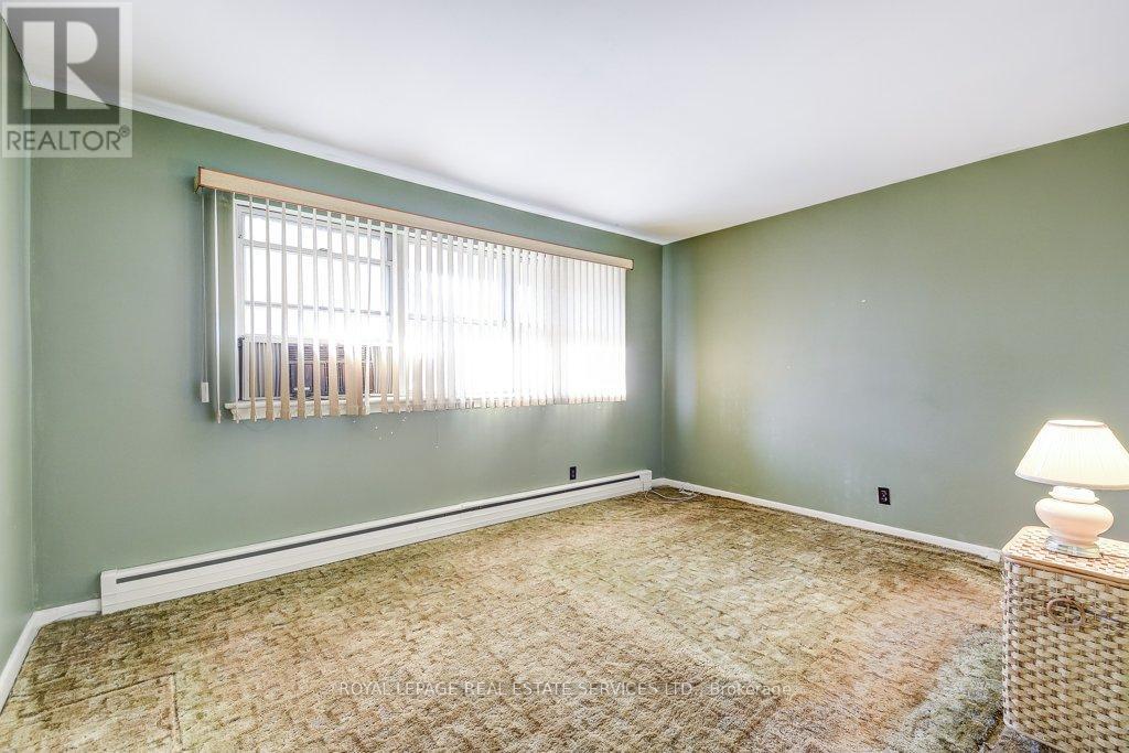 15 Loma Drive, Hamilton, Ontario  L8G 2W6 - Photo 17 - X12843730