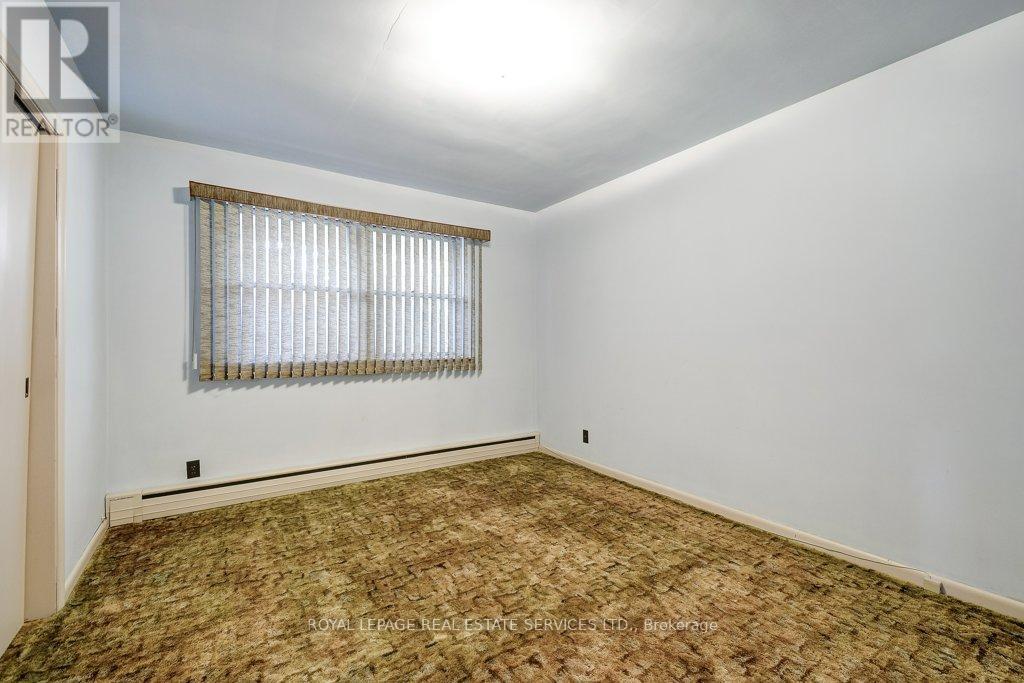 15 Loma Drive, Hamilton, Ontario  L8G 2W6 - Photo 19 - X12843730