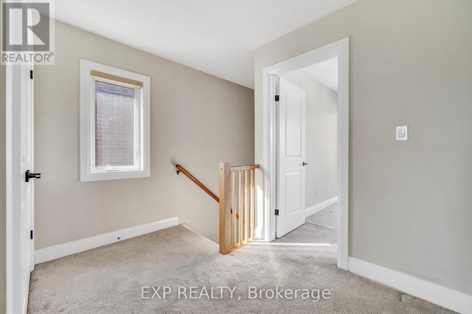 47 Pondcliffe Drive, Kitchener, Ontario  N2R 0M3 - Photo 12 - X12843766