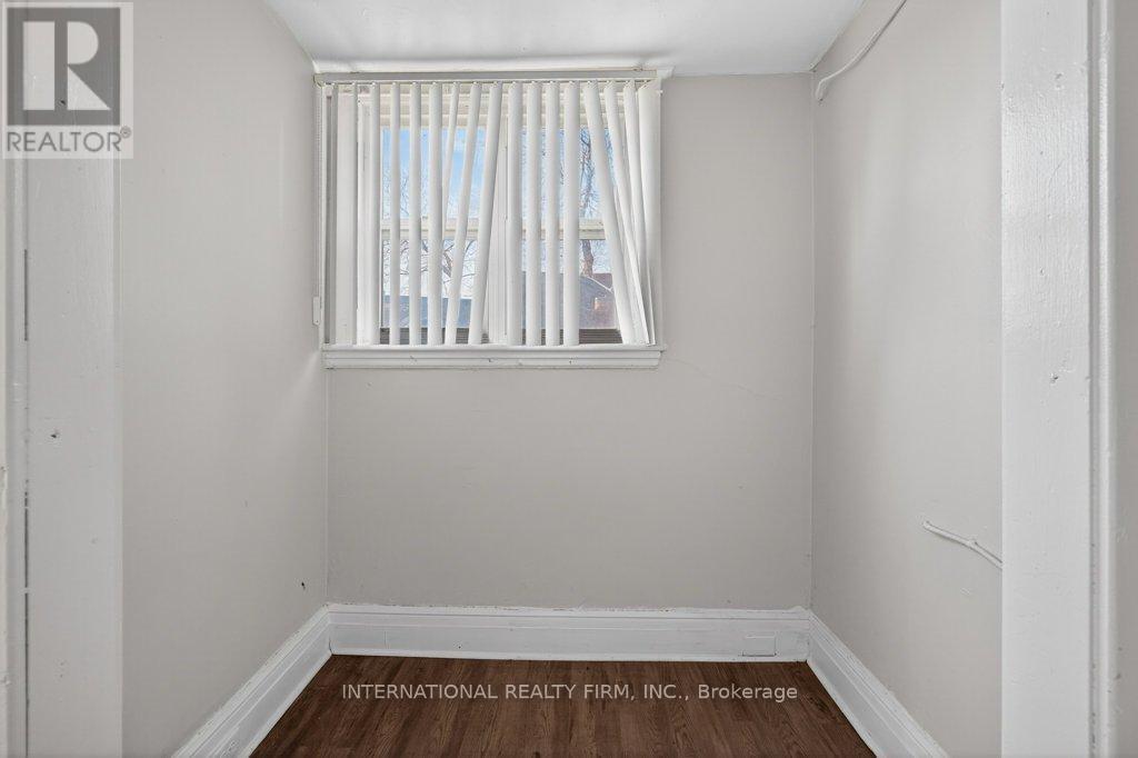 1 - 109 Balsam Avenue S, Hamilton, Ontario  L8M 3B2 - Photo 14 - X12843772