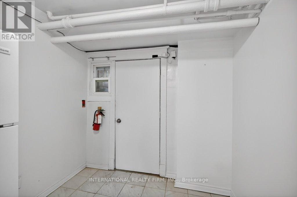 1 - 109 Balsam Avenue S, Hamilton, Ontario  L8M 3B2 - Photo 18 - X12843772