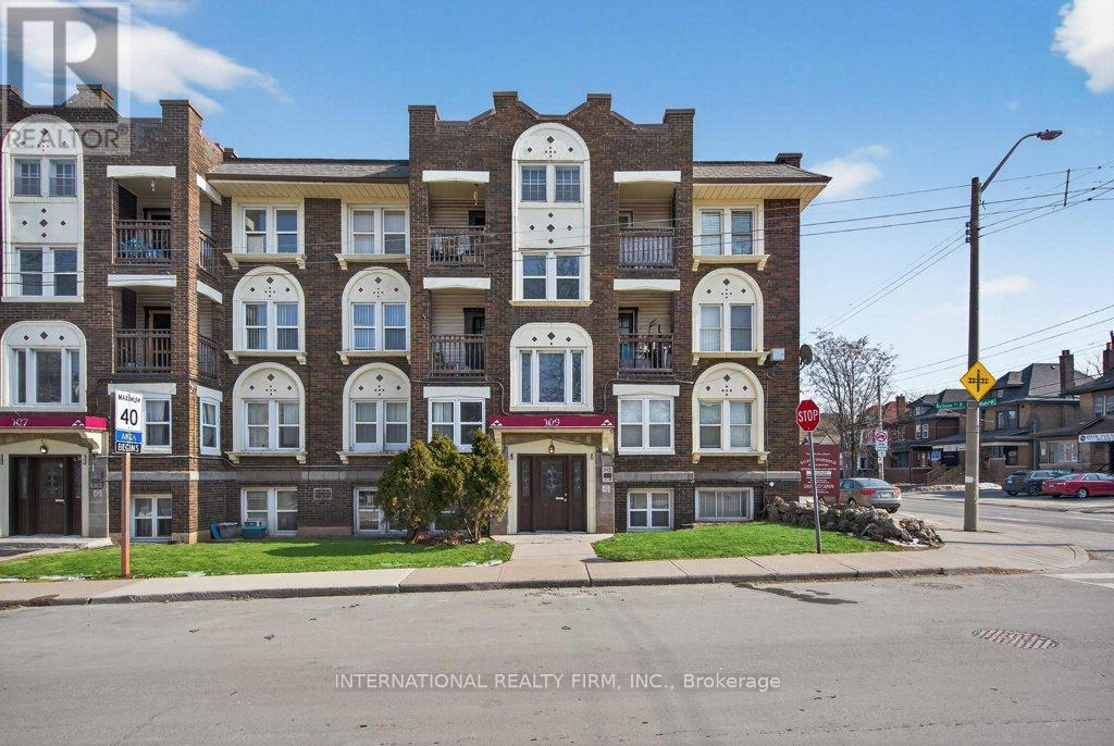 1 - 109 Balsam Avenue S, Hamilton, Ontario  L8M 3B2 - Photo 2 - X12843772