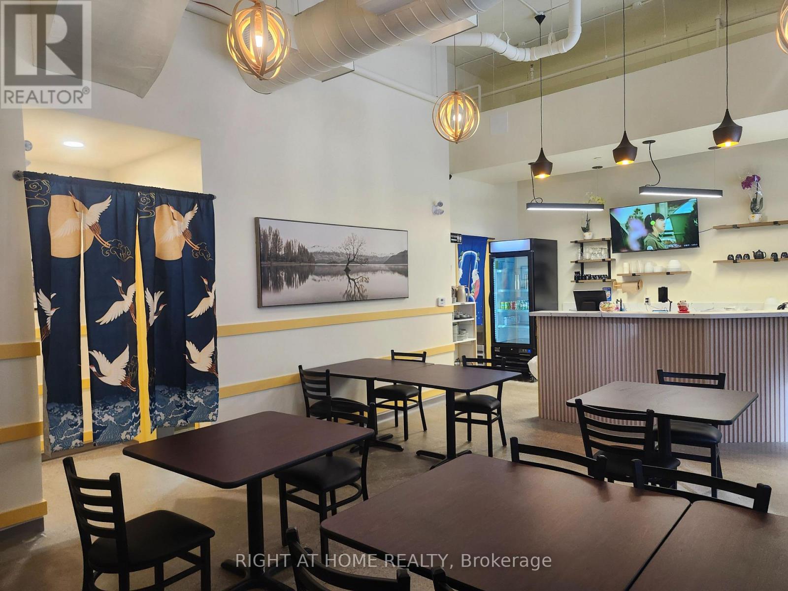 101 - 108 Garment Street, Kitchener, Ontario  N2G 0E2 - Photo 11 - X12843792