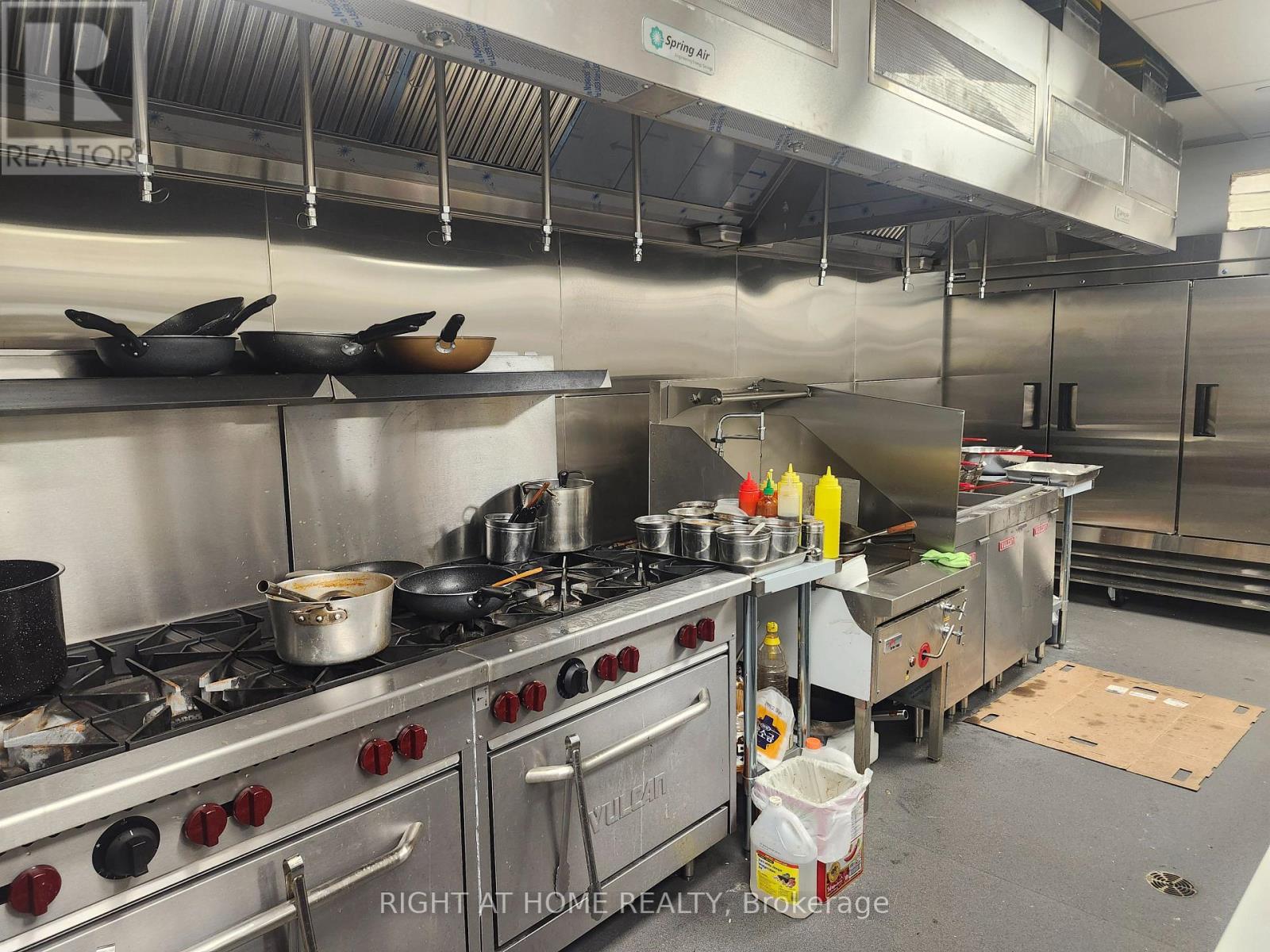 101 - 108 Garment Street, Kitchener, Ontario  N2G 0E2 - Photo 19 - X12843792