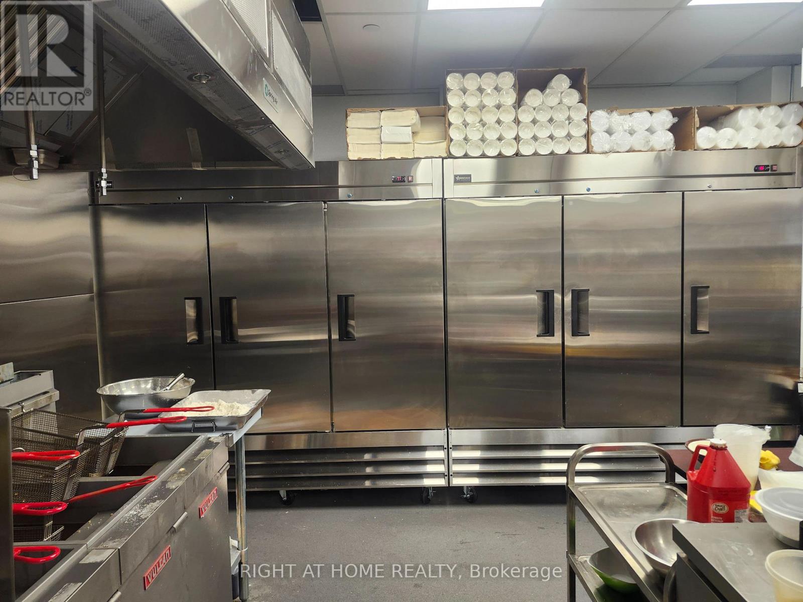 101 - 108 Garment Street, Kitchener, Ontario  N2G 0E2 - Photo 20 - X12843792