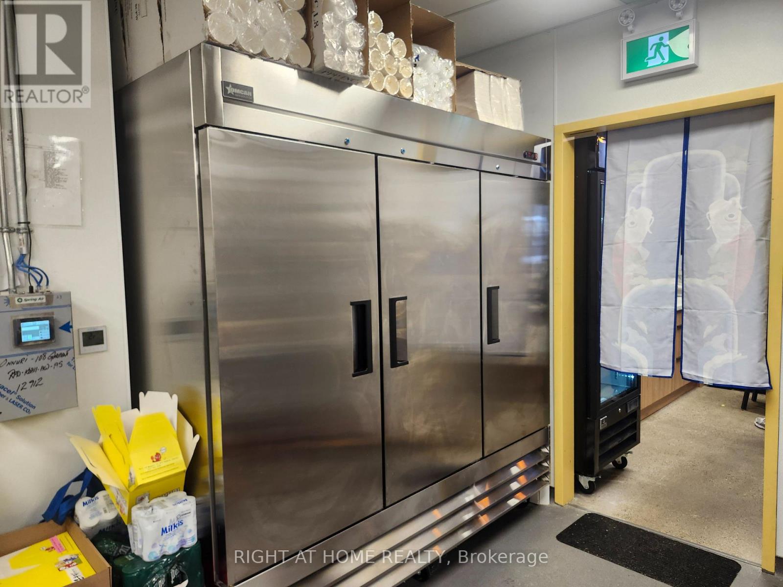 101 - 108 Garment Street, Kitchener, Ontario  N2G 0E2 - Photo 27 - X12843792