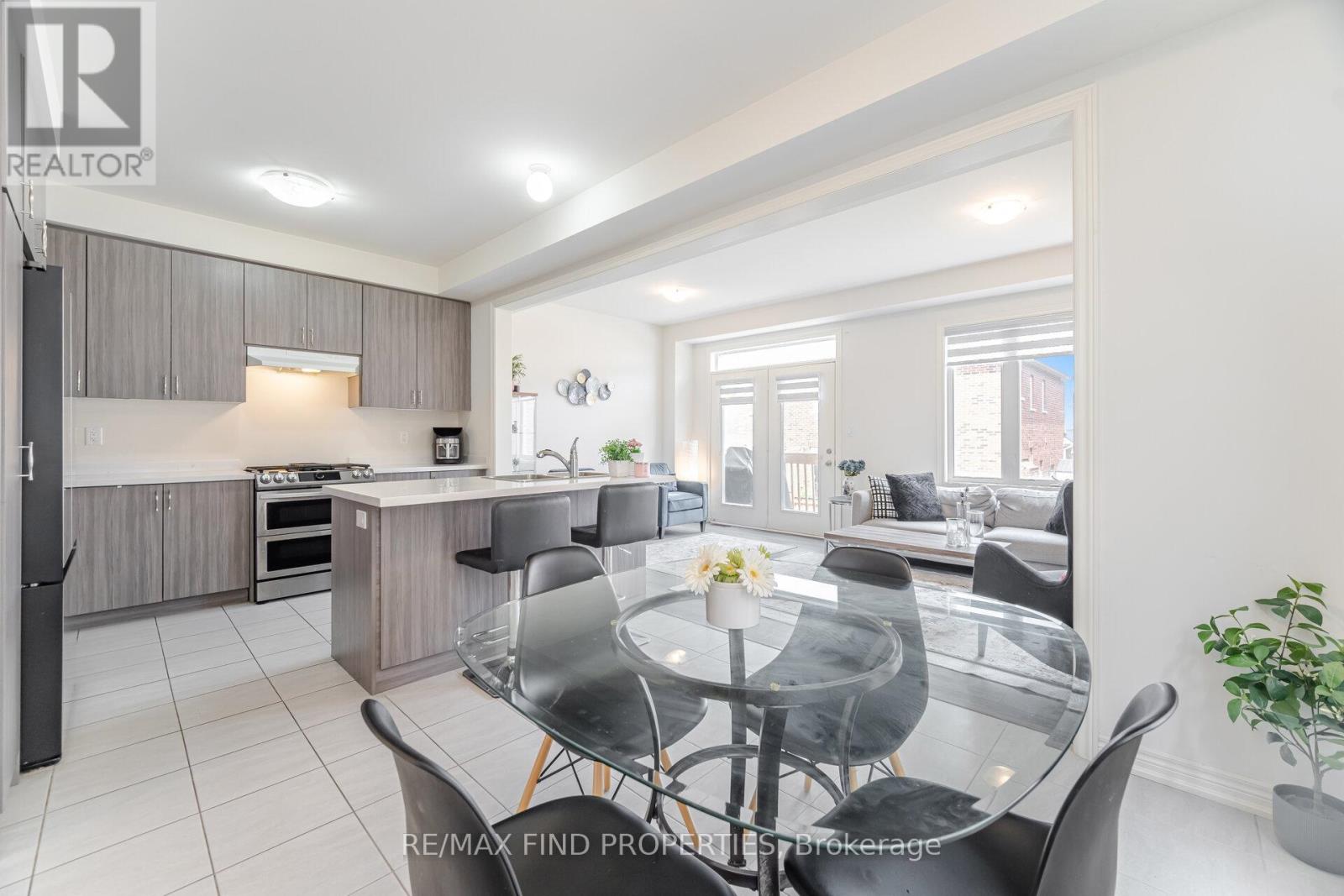 361 Skinner Road, Hamilton, Ontario  L8B 1Z7 - Photo 11 - X12843808