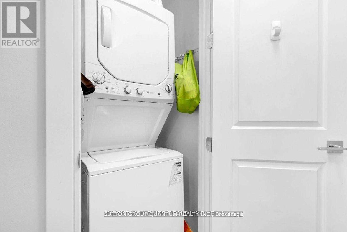 604 - 150 Main Street W, Hamilton (Central), Ontario  L8P 1H8 - Photo 10 - X12843830