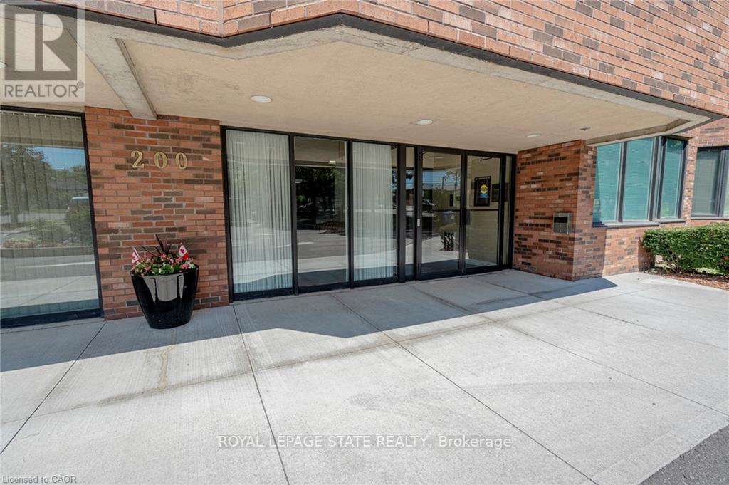 105 - 200 Limeridge Road W, Hamilton, Ontario  L9C 7M7 - Photo 3 - X12843848