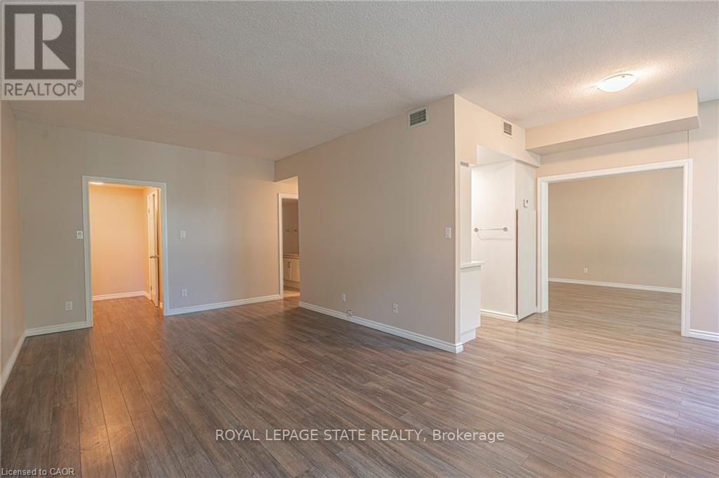 105 - 200 Limeridge Road W, Hamilton, Ontario  L9C 7M7 - Photo 33 - X12843848