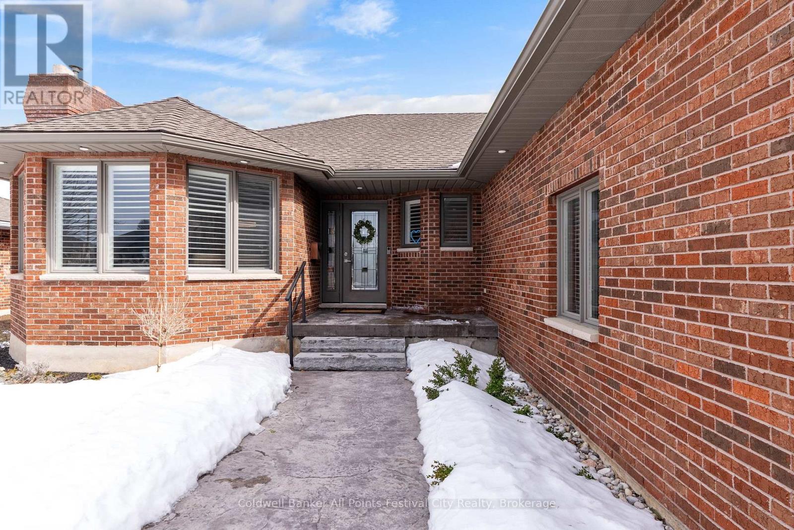 345 Krohmer Drive, Goderich, Ontario  N7A 4G8 - Photo 3 - X12843728