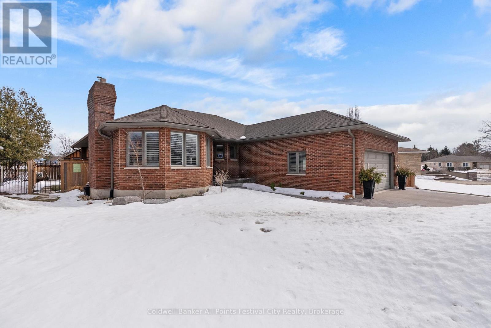 345 Krohmer Drive, Goderich, Ontario  N7A 4G8 - Photo 2 - X12843728