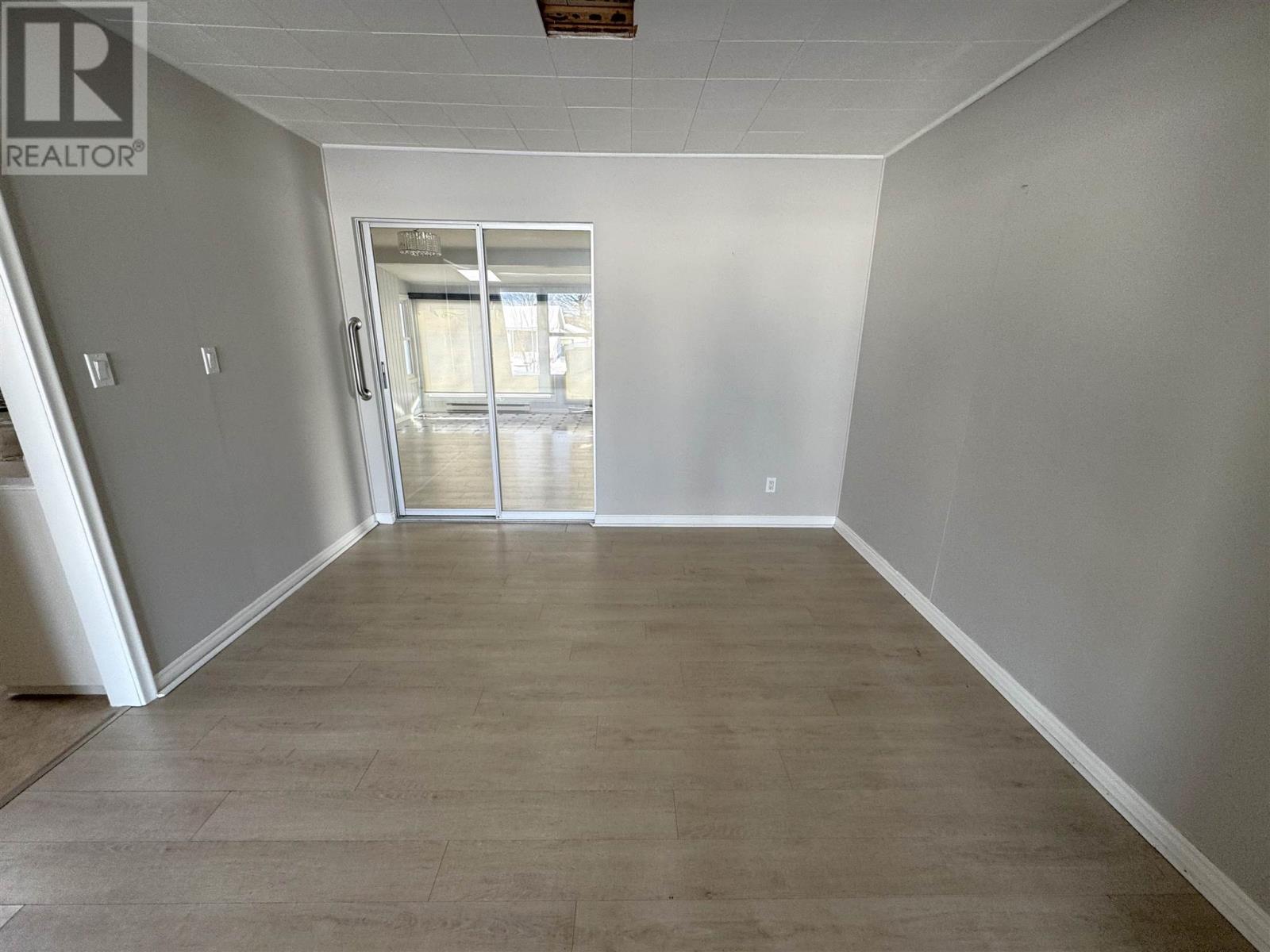 25 Gillanders Rd, Elliot Lake, Ontario  P5A 1W4 - Photo 7 - SM260374