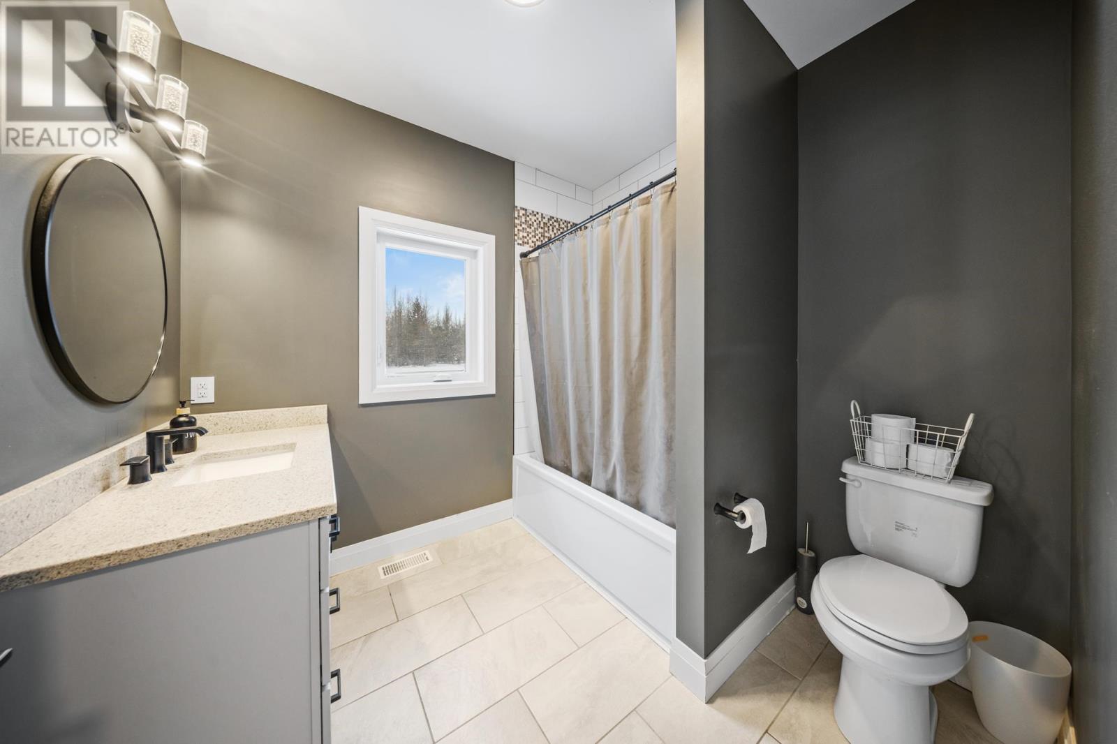 2335 Base Lin, Sault Ste. Marie, Ontario  P6A 6K4 - Photo 27 - SM260386