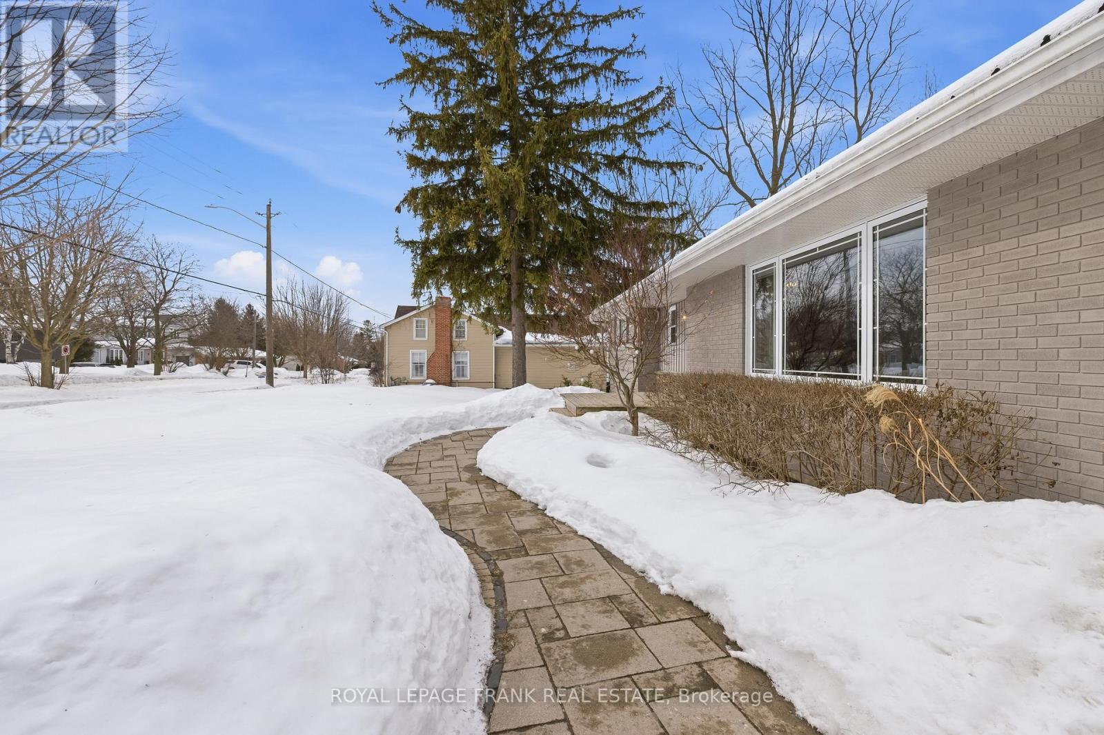 579 Queen Street, Scugog, Ontario  L9L 1L1 - Photo 4 - E12844052