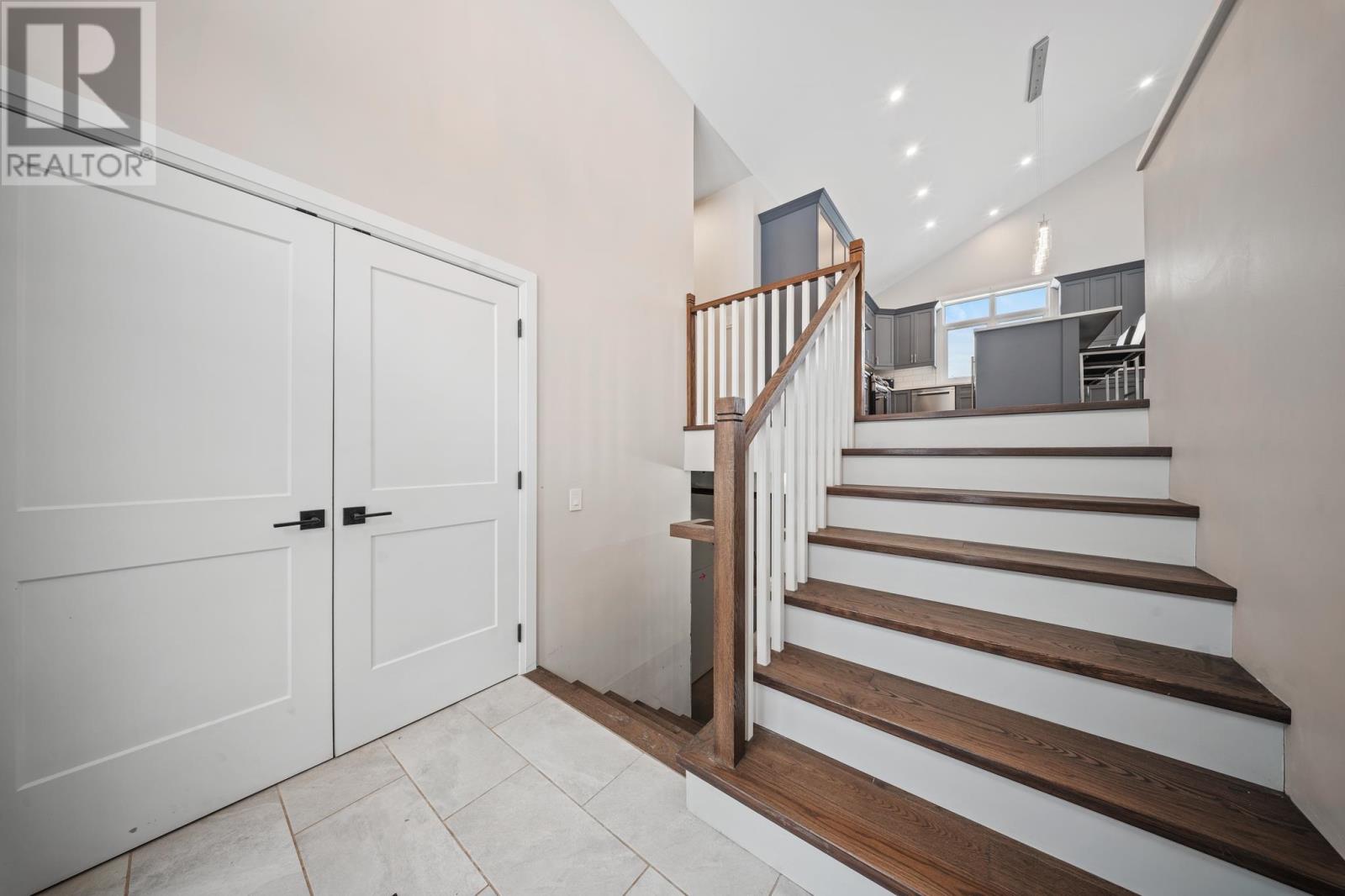 2335 Base Lin, Sault Ste. Marie, Ontario  P6A 6K4 - Photo 8 - SM260386